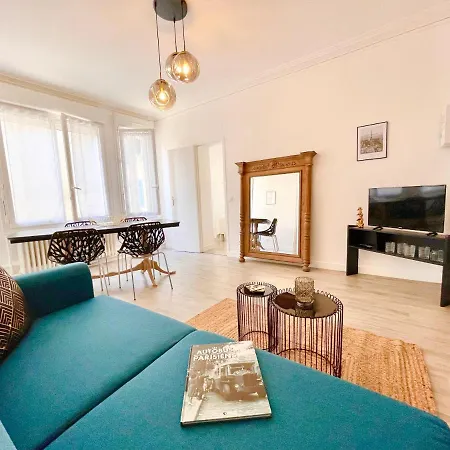 Apartamento - Au Calme - Stationnement Facile - Proche Centre Et Gare