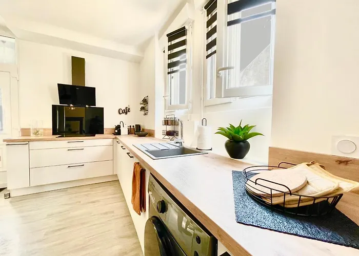 Apartament - Au Calme - Stationnement Facile - Proche Centre Et Gare Le Mans