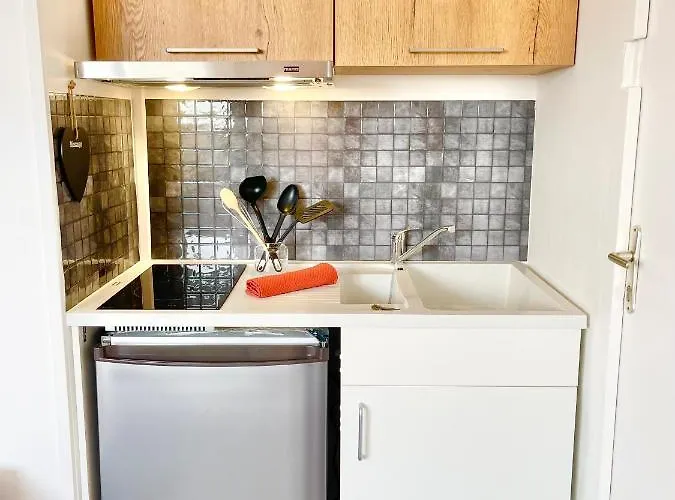 - Au Calme - Stationnement Facile - Proche Centre Et Gare *