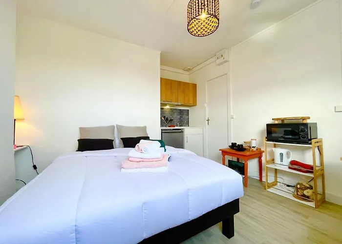 - Au Calme - Stationnement Facile - Proche Centre Et Gare * Le Mans