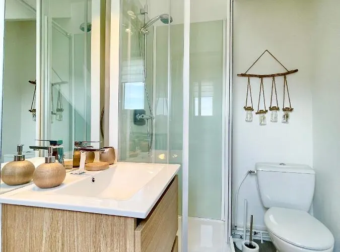 - Au Calme - Stationnement Facile - Proche Centre Et Gare Appartamento *