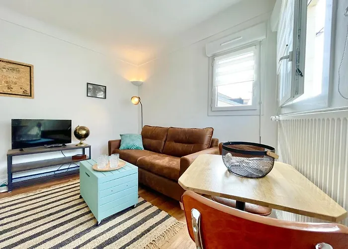 - Au Calme - Stationnement Facile - Proche Centre Et Gare Appartamento